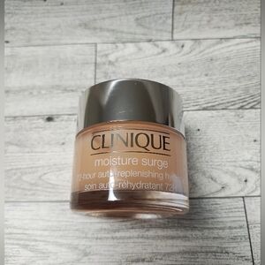 Clinique Moisture Surge 72-Hour Auto-Replenishing Hydrator 1.7 OZ. NEW